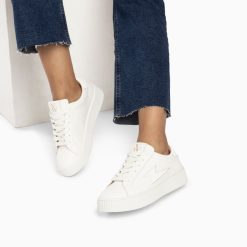 Vanessa Wu Sneakers | Baskets Eclair Angie Blanches Monochrome A Lacets