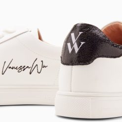 Vanessa Wu Sneakers | Baskets Isabella Blanc Et Noir A Lacets