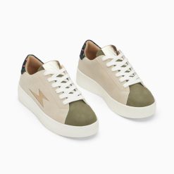 Vanessa Wu Sneakers | Baskets Eclair Berthe Beige Et Kaki A Lacets