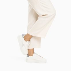 Vanessa Wu Sneakers | Baskets Eclair Joy Blanc Et Argent A Lacets