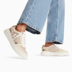 Vanessa Wu Sneakers | Baskets Monogramme Valentine Beiges