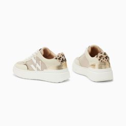 Vanessa Wu Sneakers | Baskets Monogramme Valentine Beiges