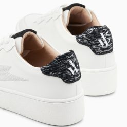 Vanessa Wu Sneakers | Baskets Eclair Carolane Blanc Et Noir Imprime Zebre A Lacets