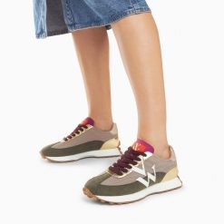 Vanessa Wu Sneakers | Baskets Monogramme Faustine Beige Et Kaki A Semelle Running