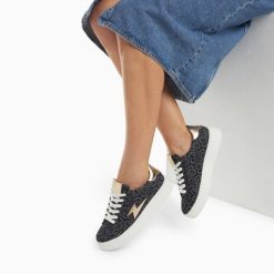 Vanessa Wu Sneakers | Baskets Eclair Enola Noir Coeur A Lacets