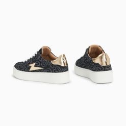 Vanessa Wu Sneakers | Baskets Eclair Enola Noir Coeur A Lacets