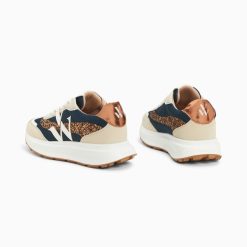 Vanessa Wu Sneakers | Baskets Monogramme Ines Marine Et Bronze A Semelle Oversize