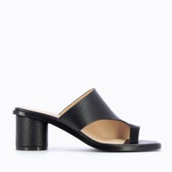 Vanessa Wu Sandales A Talon, Compensees | Mules Cyrielle Noires Passe-Pouce A Talon Rond