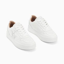 Vanessa Wu Sneakers | Baskets Monogramme Calie Blanches Monochrome