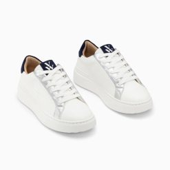 Vanessa Wu Sneakers | Baskets Eclair Romane Blanc Et Bleu A Lacets