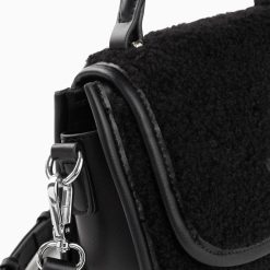 Vanessa Wu Sacs | Mini Sac A Main Victoria Noir En Faux Shearling