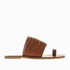 Vanessa Wu Sandales Plates | Mules Thea Camel A Multiples Brides Et Passe-Pouce