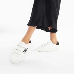 Vanessa Wu Sneakers | Baskets Eclair Elsa Blanc Et Noir Croco A Scratchs