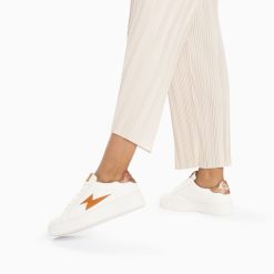 Vanessa Wu Sneakers | Baskets Eclair Joy Blanc Et Ocre A Lacets