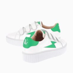 Vanessa Wu Sneakers | Baskets Eclair Larissa Blanches A Details En Satin Vert